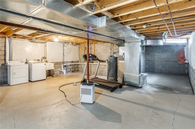 73 Christina Drive, Chili, NY 14514