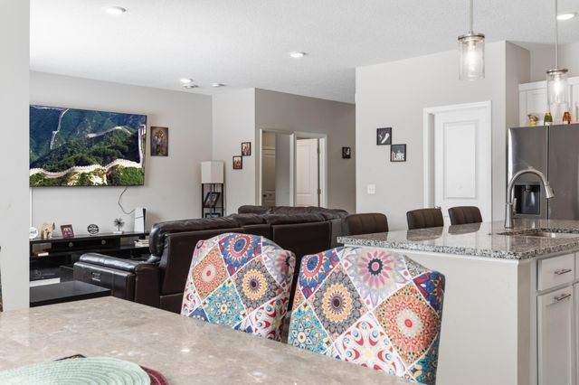 10060 Drake Street NW, Coon Rapids, MN 55433