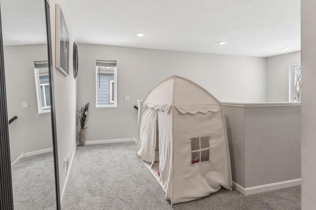 10060 Drake Street NW, Coon Rapids, MN 55433