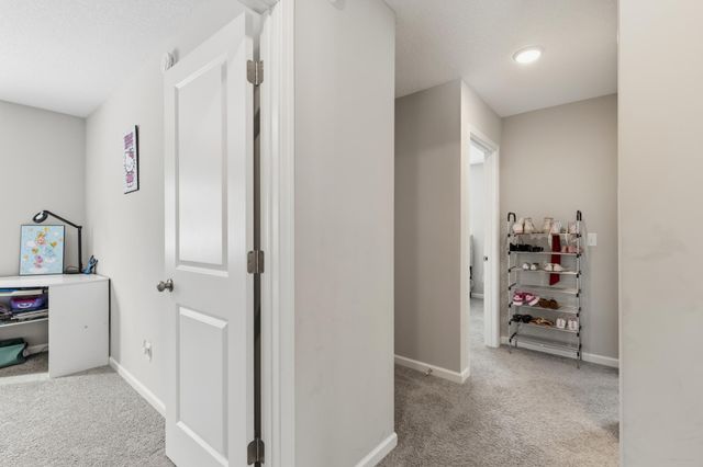 10060 Drake Street NW, Coon Rapids, MN 55433