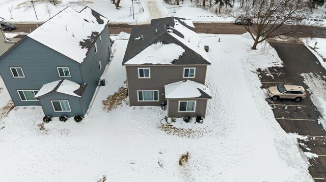 10060 Drake Street NW, Coon Rapids, MN 55433