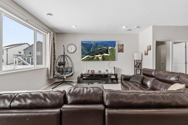 10060 Drake Street NW, Coon Rapids, MN 55433