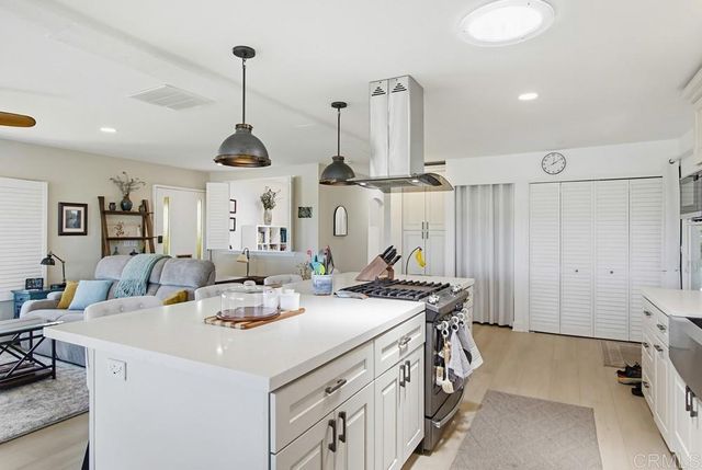 5016 Old Cliffs Road, San Diego, CA 92120