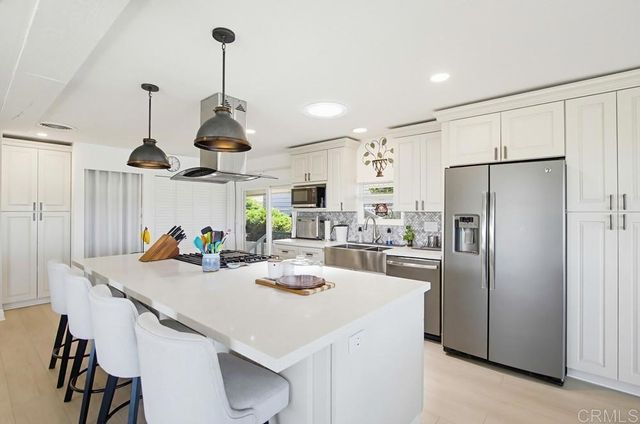 5016 Old Cliffs Road, San Diego, CA 92120