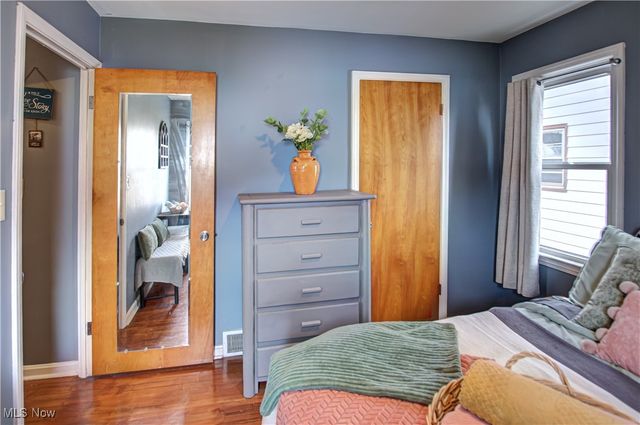 5906 Westlake Avenue, Parma, OH 44129