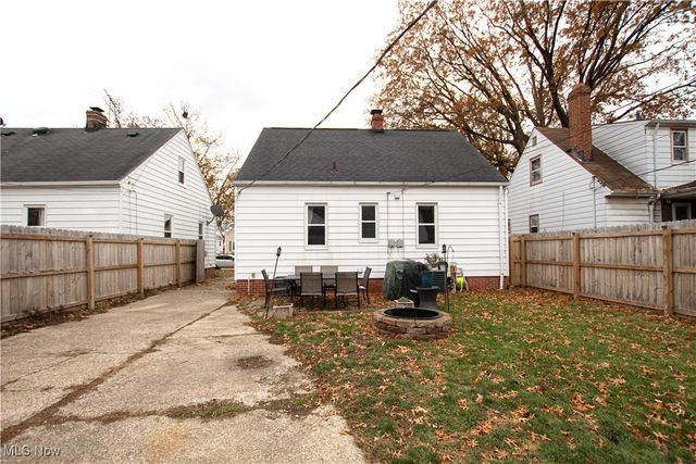 5906 Westlake Avenue, Parma, OH 44129