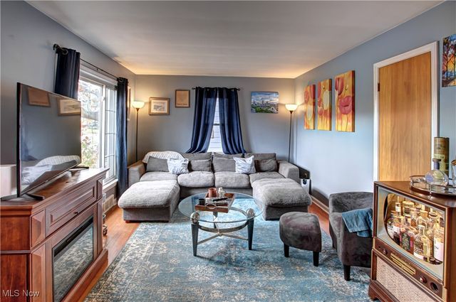 5906 Westlake Avenue, Parma, OH 44129