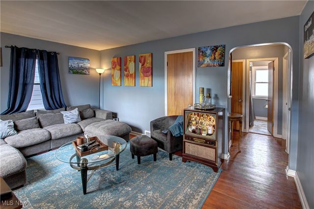 5906 Westlake Avenue, Parma, OH 44129