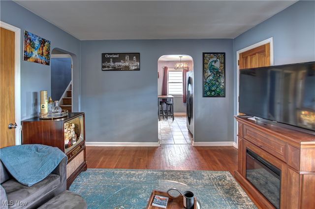 5906 Westlake Avenue, Parma, OH 44129