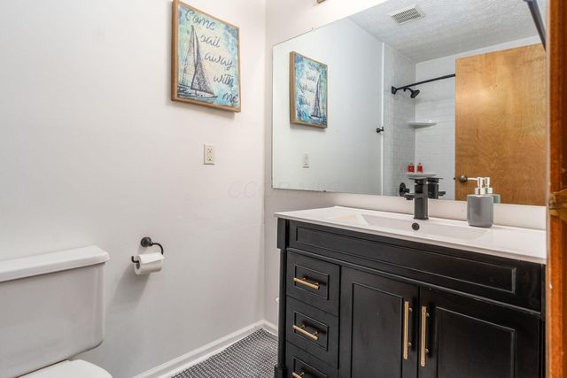 703 Suntree Drive, Westerville, OH 43081