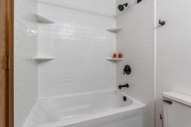 703 Suntree Drive, Westerville, OH 43081