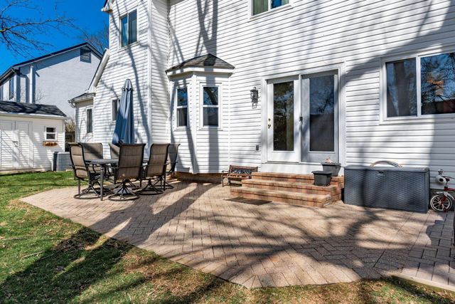 703 Suntree Drive, Westerville, OH 43081