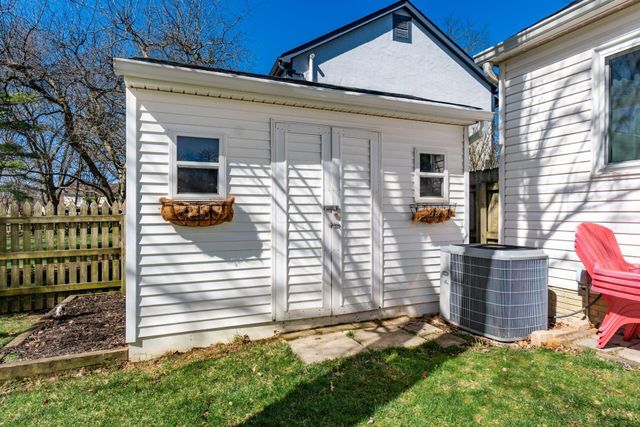 703 Suntree Drive, Westerville, OH 43081