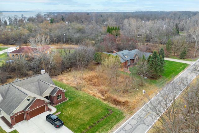 129 Meridian, Grosse Ile Township, MI 48138