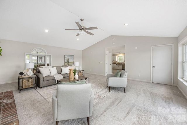 349 Lake Wylie Road, Belmont, NC 28012