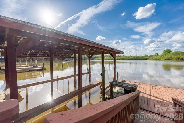 349 Lake Wylie Road, Belmont, NC 28012