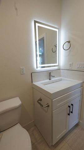 5650 San Vincente Way, North Highlands, CA 95660