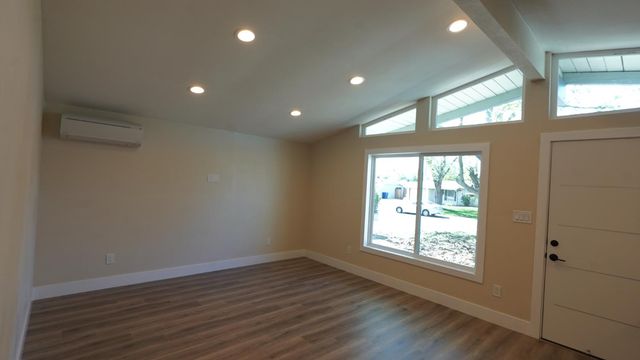 5650 San Vincente Way, North Highlands, CA 95660