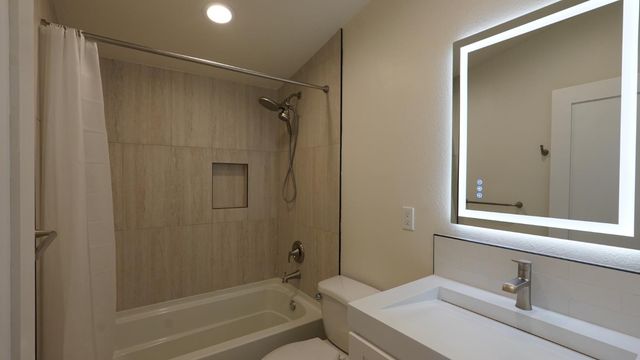 5650 San Vincente Way, North Highlands, CA 95660