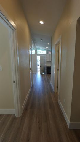 5650 San Vincente Way, North Highlands, CA 95660