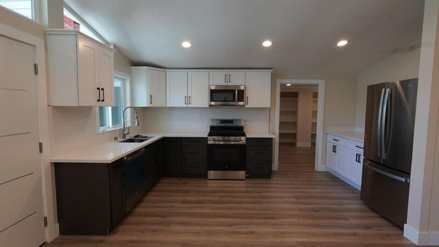 5650 San Vincente Way, North Highlands, CA 95660