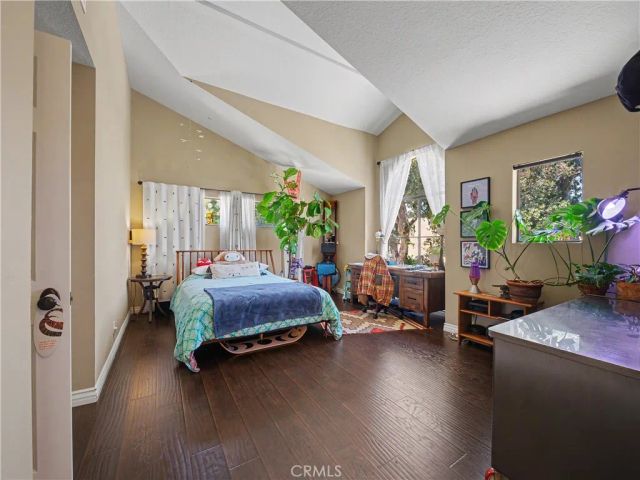 5738 Skyview Way B, Agoura Hills, CA 91301