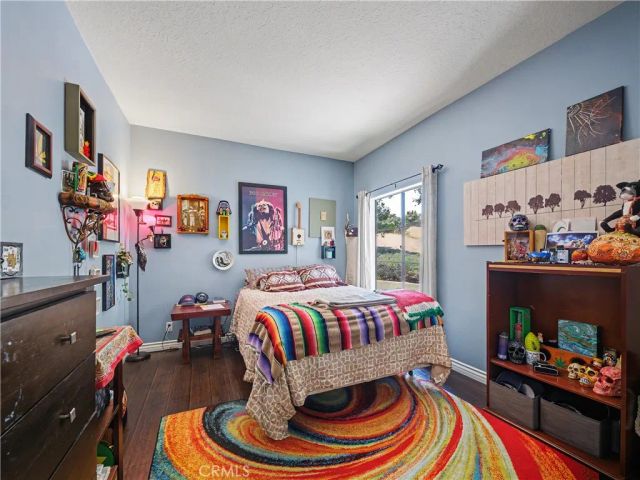 5738 Skyview Way B, Agoura Hills, CA 91301