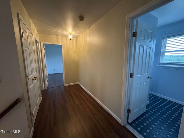 199 Ashdown Road, Clifton Park, NY 12019