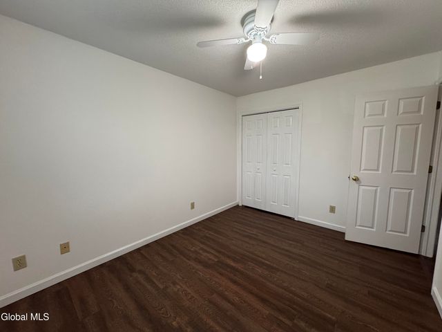 199 Ashdown Road, Clifton Park, NY 12019