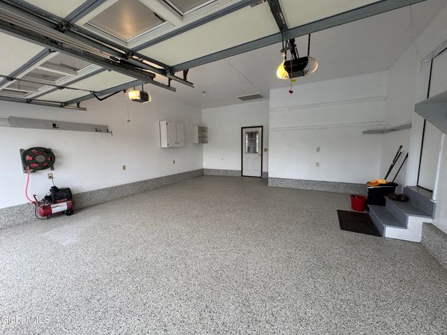 199 Ashdown Road, Clifton Park, NY 12019