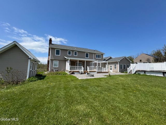 199 Ashdown Road, Clifton Park, NY 12019