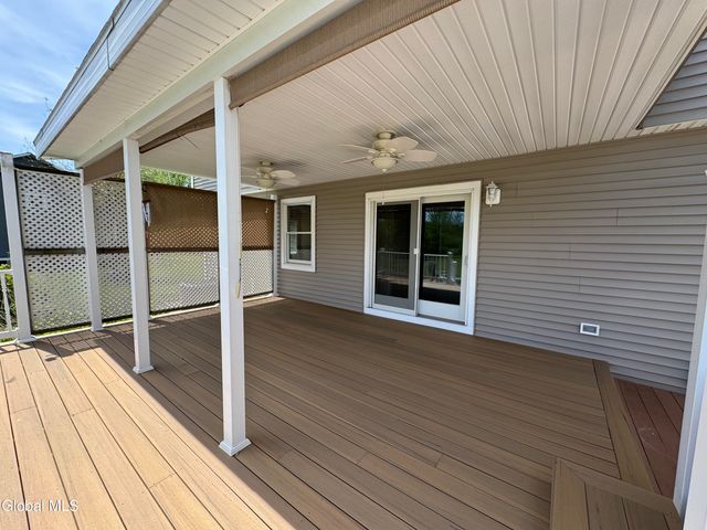 199 Ashdown Road, Clifton Park, NY 12019