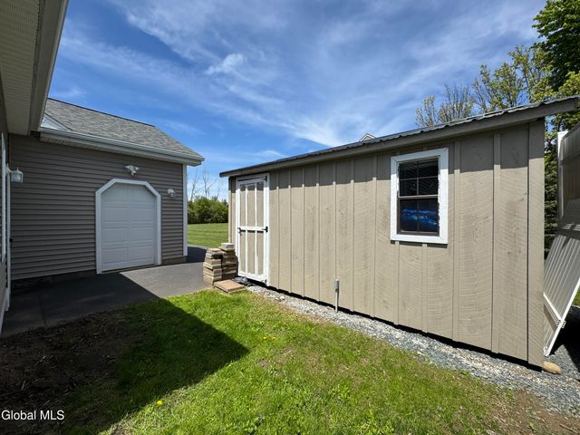 199 Ashdown Road, Clifton Park, NY 12019