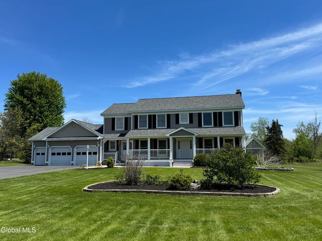 199 Ashdown Road, Clifton Park, NY 12019