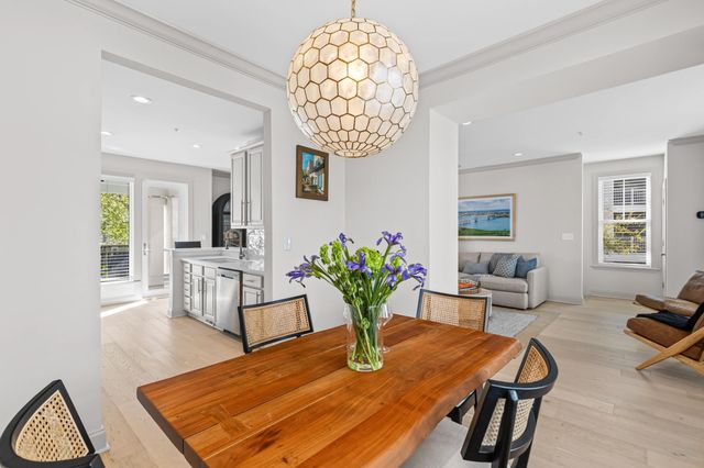200 River Landing Drive 102e, Daniel Island, SC 29492