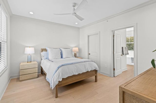 200 River Landing Drive 102e, Daniel Island, SC 29492