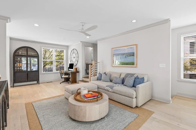 200 River Landing Drive 102e, Daniel Island, SC 29492