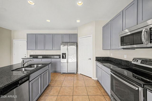 5455 W MOLLY Lane, Phoenix, AZ 85083
