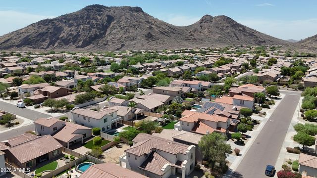 5455 W MOLLY Lane, Phoenix, AZ 85083