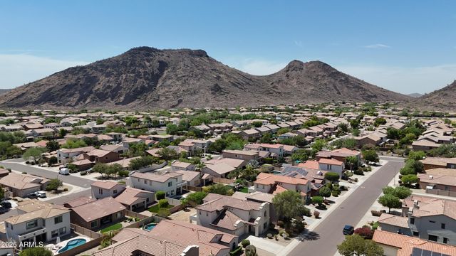 5455 W MOLLY Lane, Phoenix, AZ 85083
