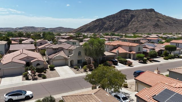 5455 W MOLLY Lane, Phoenix, AZ 85083
