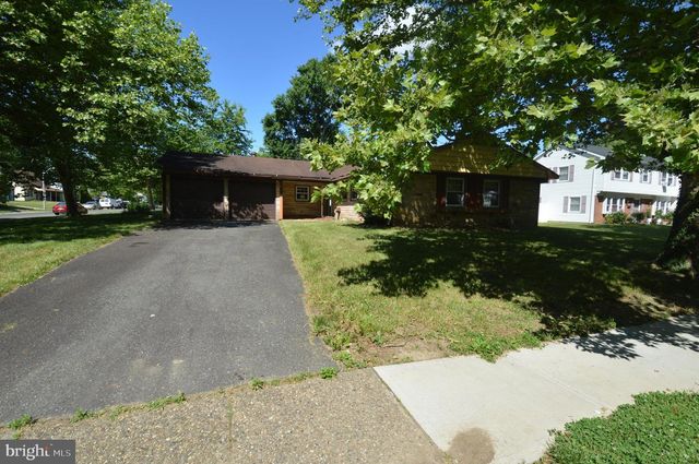 83 EASTBROOK LN, Willingboro, NJ 08046