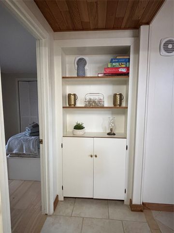 309 S Oak LN, Burnet, TX 78611