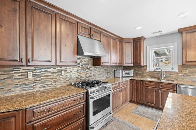 4464 TIMMERON CV, Bartlett, TN 38135