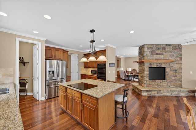 10056 Rosemarie Run, Brighton Twp, MI 48114