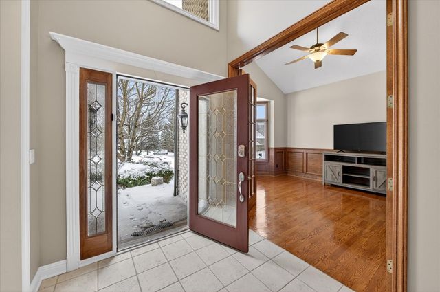 10056 Rosemarie Run, Brighton Twp, MI 48114