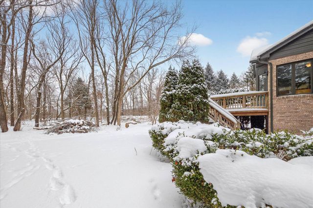 10056 Rosemarie Run, Brighton Twp, MI 48114