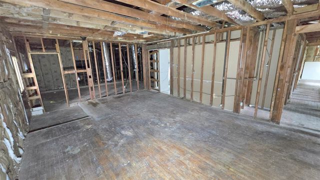 6027 Kenilwood Drive, Houston, TX 77033