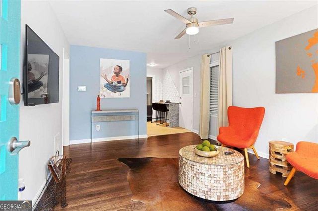 1609 Bridgeport Drive NW, Atlanta, GA 30318