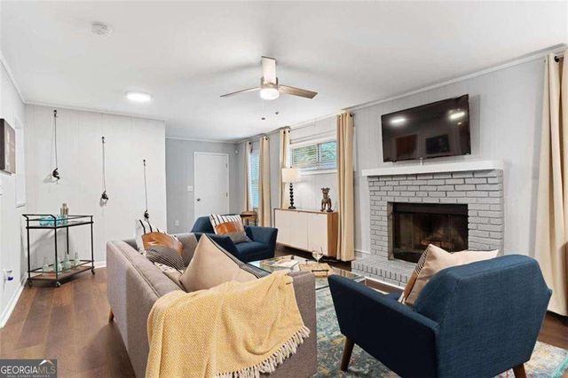 1609 Bridgeport Drive NW, Atlanta, GA 30318